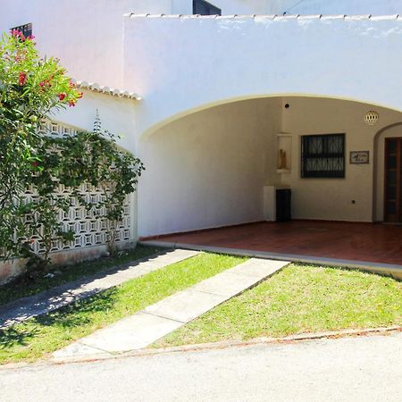 T3 Holiday Cottage Near The Beach | C225 Porches  Exterior photo