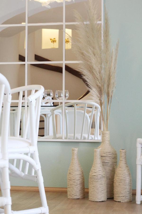T3 Holiday Cottage Near The Beach | C225 Porches  Exterior photo